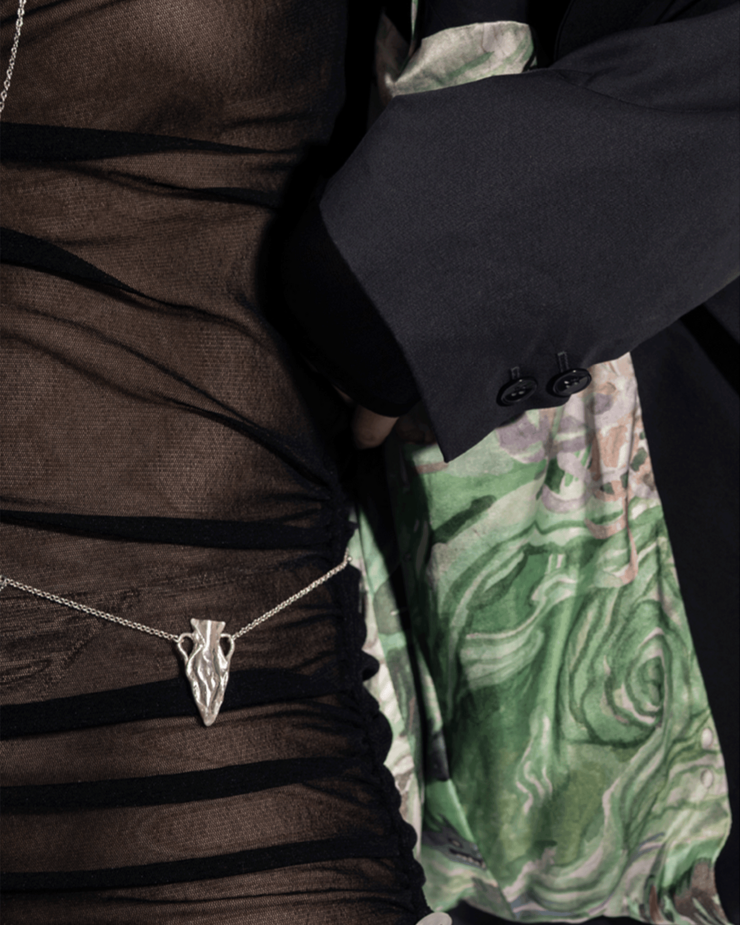 Silver Amphora necklace - belt