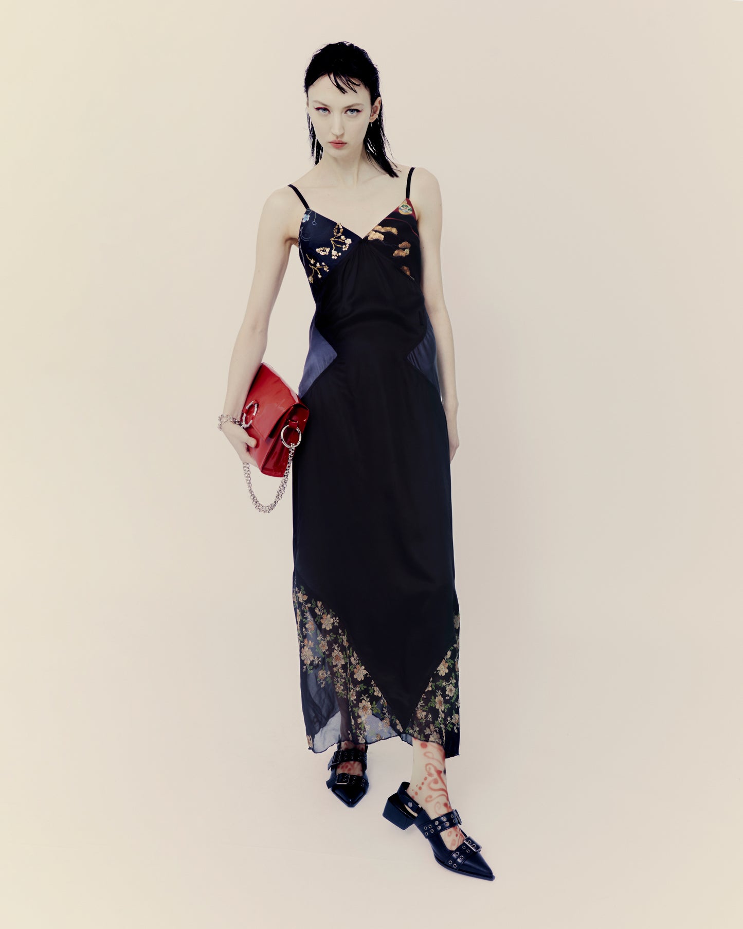 Mirror – Red Patent Leather Bag