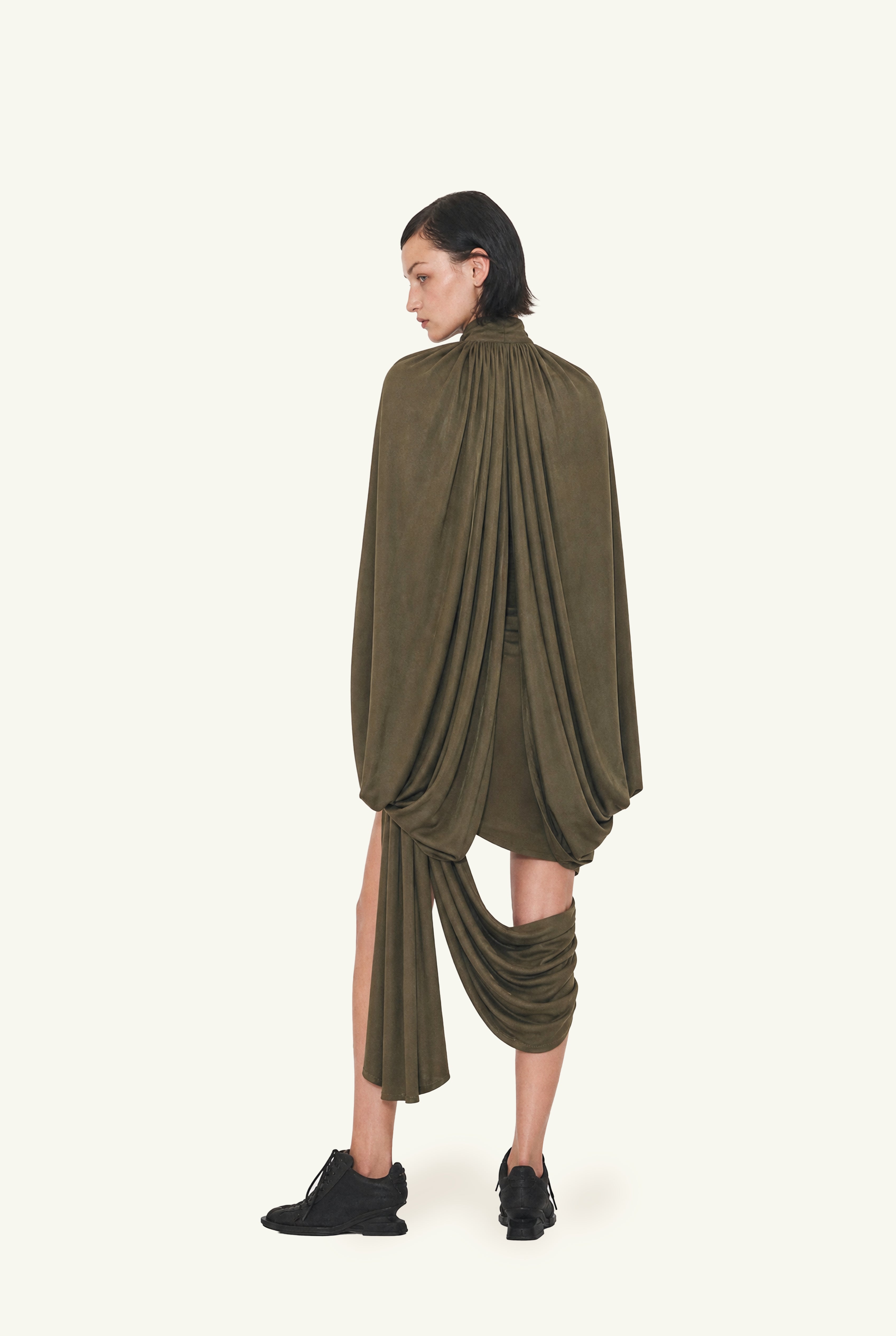Calcinazione olive cape dress